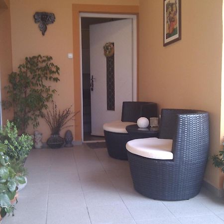 Szecsenyi Apartman Heviz Exterior photo