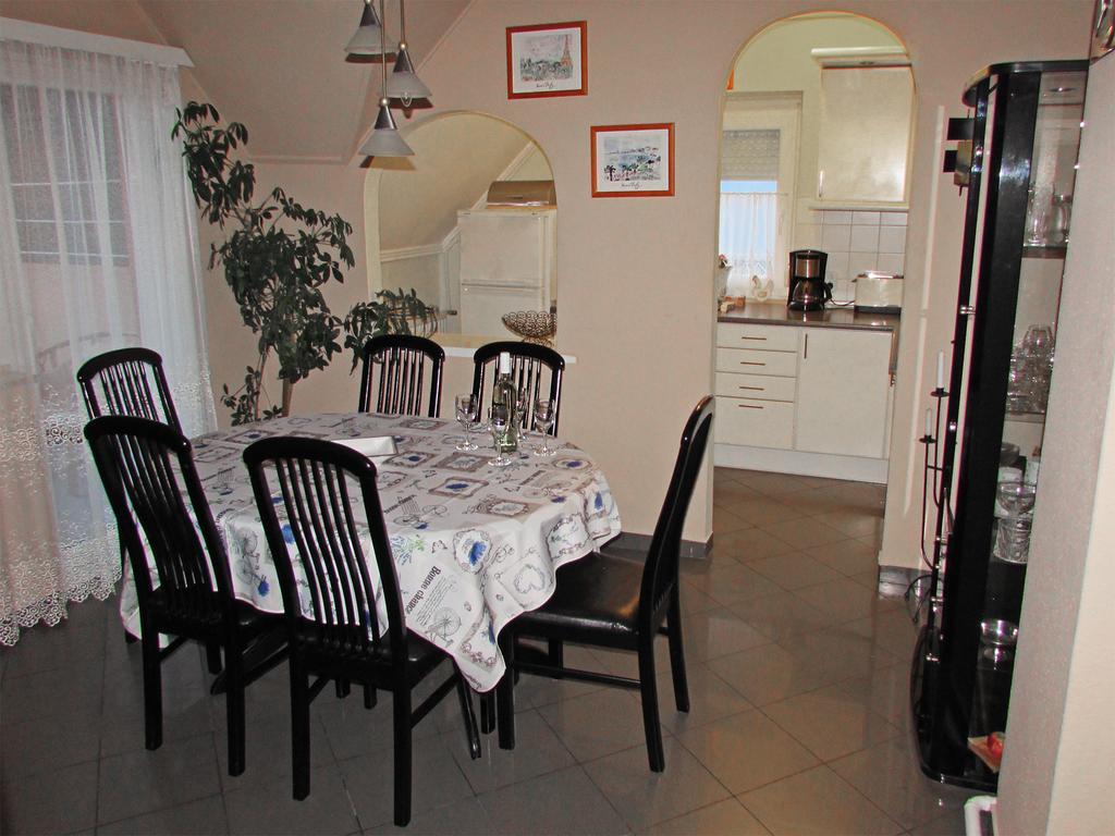 Szecsenyi Apartman Heviz Exterior photo